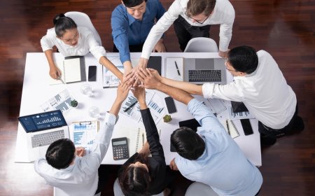 Key Benefits of Joining a Business Summer Schools