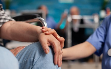 Understanding Parkinson's in Tampa: Causes, Symptoms, and Care