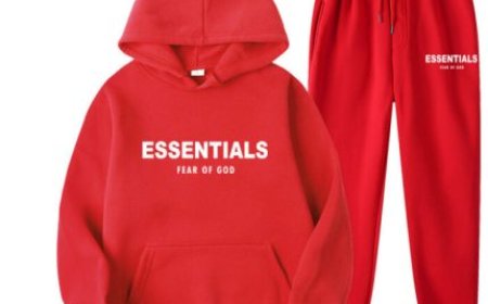 Essentialhoodie: A Bold Statement in the World of Casual Fashion