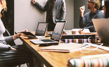 MacBook on Rent Pune – Smart & Affordable Way to Get Apple Laptops